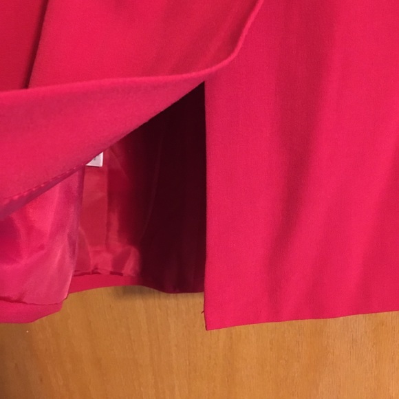 Classic Blazer - Picture 6 of 12